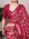Ynf7214 Slub Silk Floral Printed With Zari Border Saree